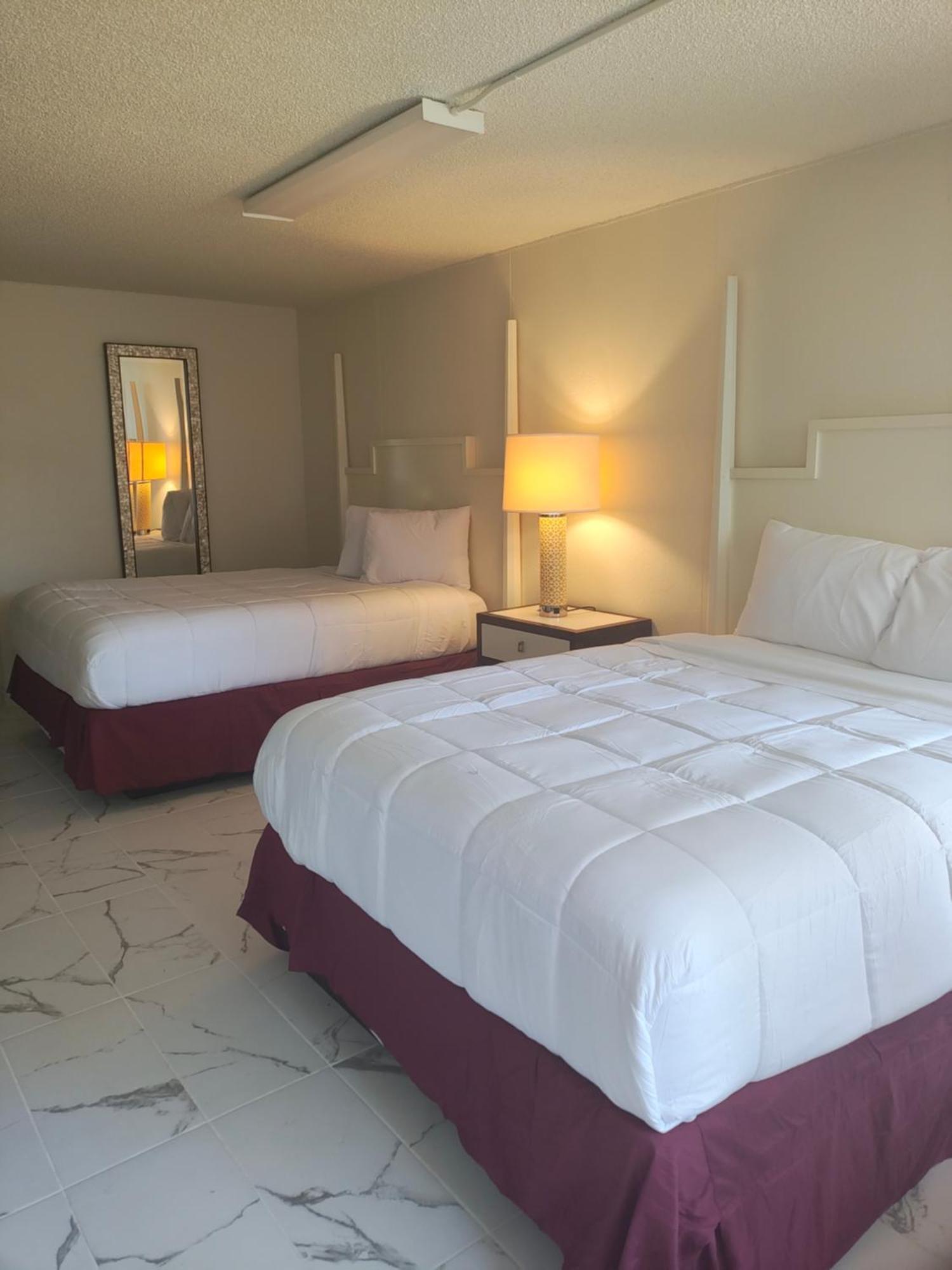 Super Hotel